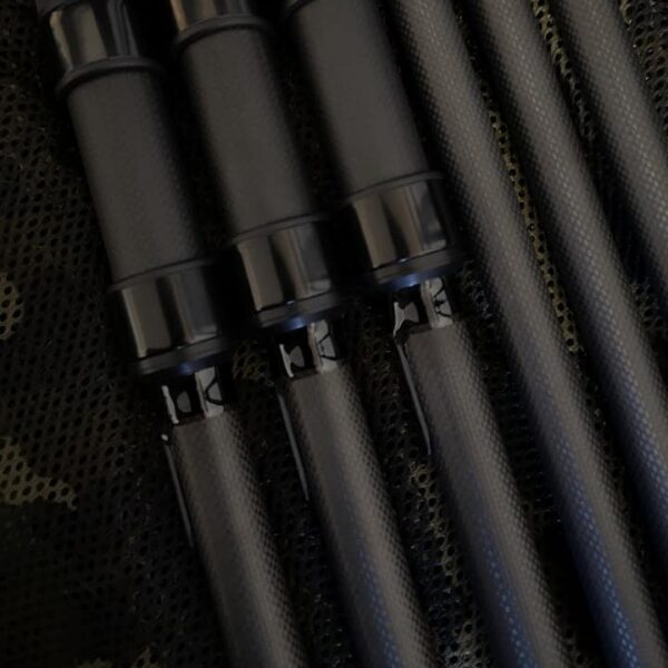 Carbon Line Clip Infront of Reel